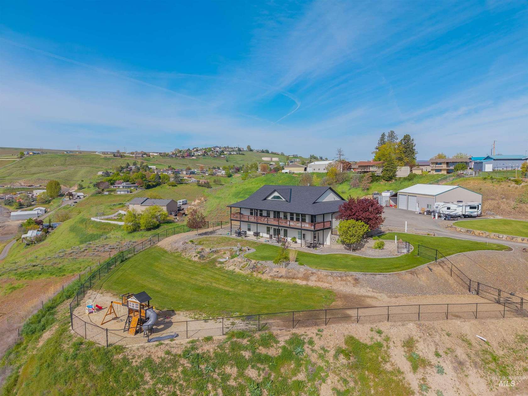 4.78 Acres of Land with Home for Sale in Clarkston, Washington