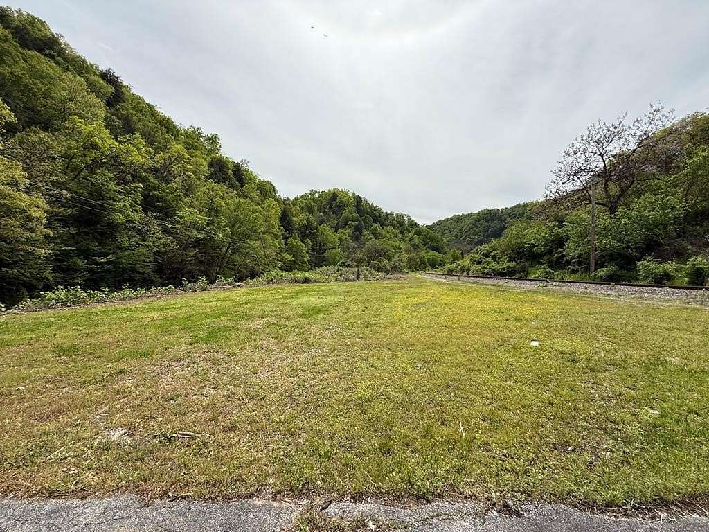 15 Acres of Land for Sale in Virgie, Kentucky