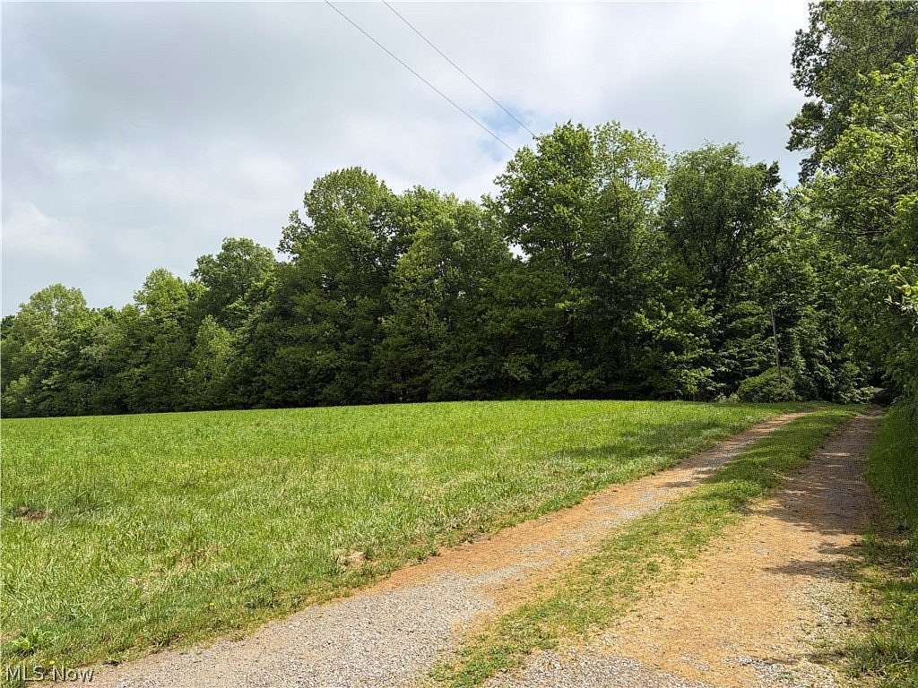 5 Acres of Land for Auction in Shreve, Ohio