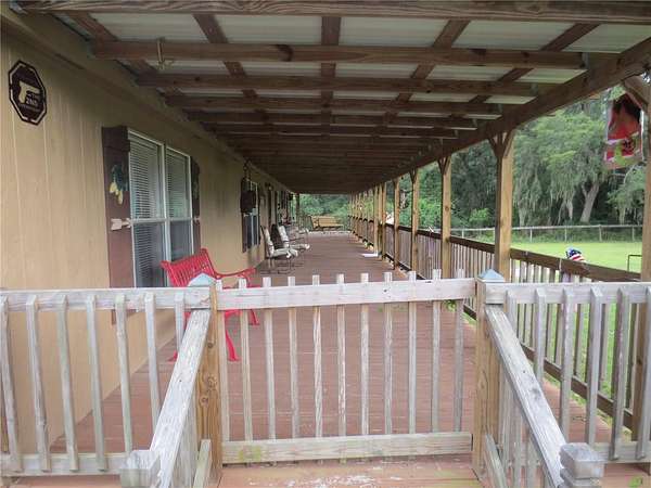 3 Acres of Land with Home for Lease in Ocklawaha, Florida
