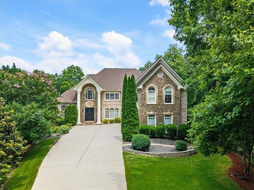 1.54 Acres of Land with Home for Sale in Roswell, Georgia
