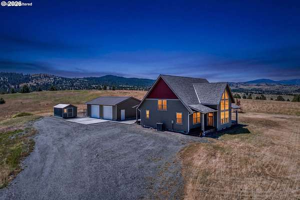 40 Acres of Land with Home for Sale in John Day, Oregon