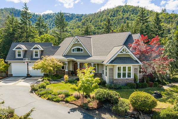 5 Acres of Land with Home for Sale in Talent, Oregon