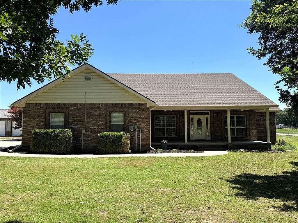 3 Acres of Land with Home for Sale in Farmington, Arkansas