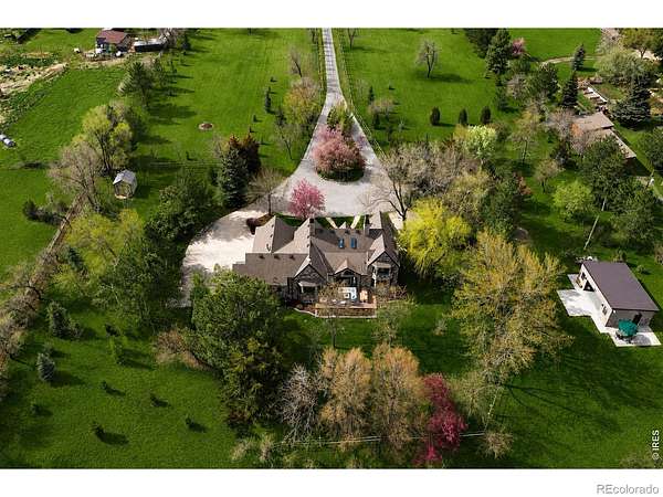 9.86 Acres of Land with Home for Sale in Longmont, Colorado