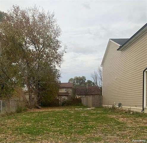 0.07 Acres of Residential Land for Sale in Hazel Park, Michigan