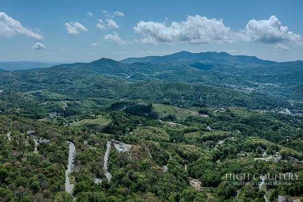1.1 Acres of Residential Land for Sale in Beech Mountain, North Carolina