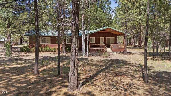 4.7 Acres of Land with Home for Sale in La Pine, Oregon