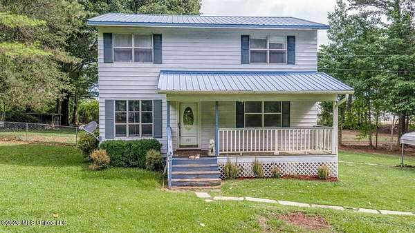 1.5 Acres of Land with Home for Sale in Byhalia, Mississippi