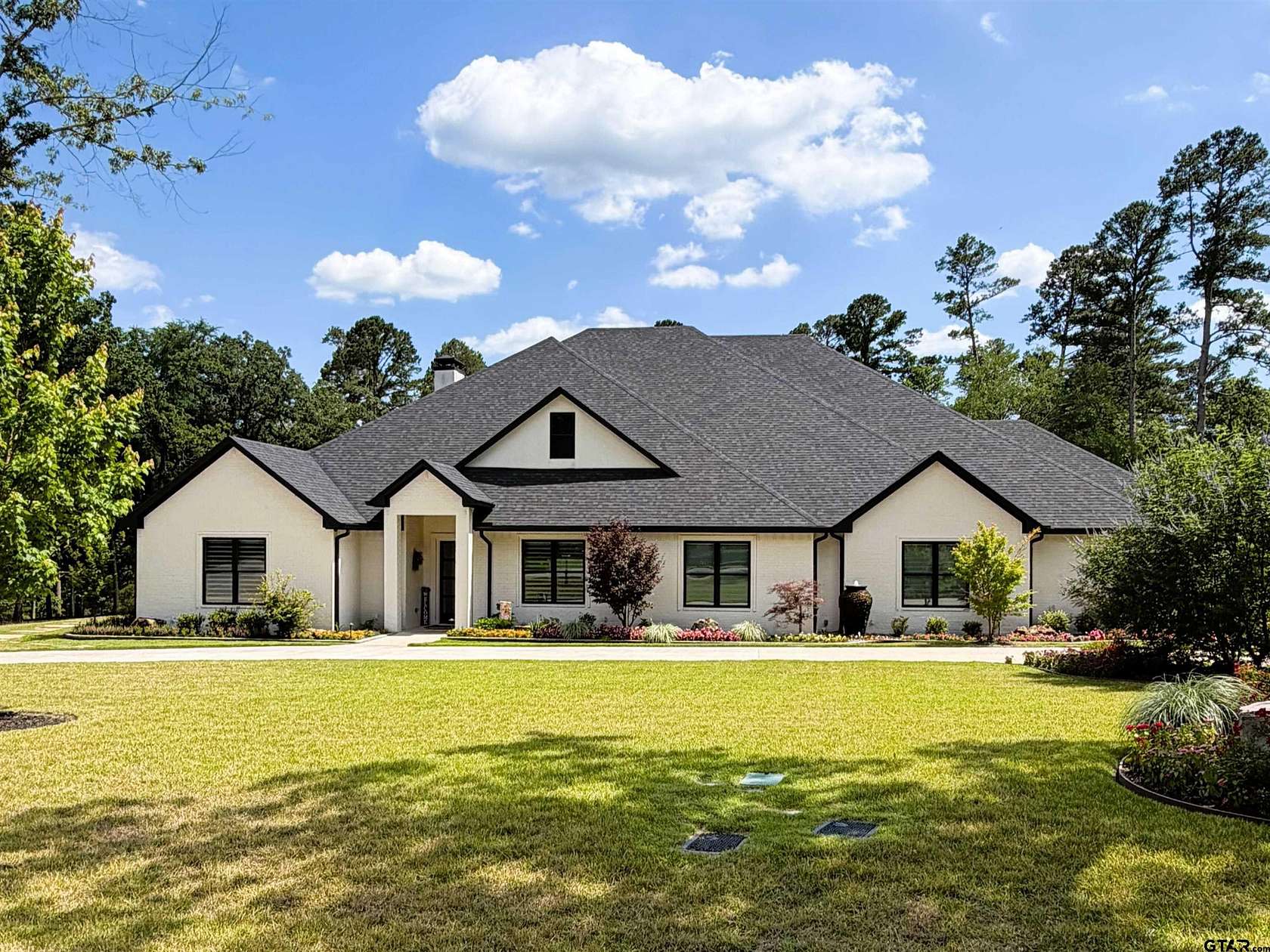 2.31 Acres of Land with Home for Sale in Tyler, Texas