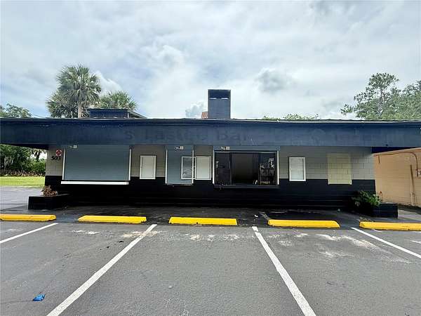 0.12 Acres of Commercial Land for Sale in Eustis, Florida