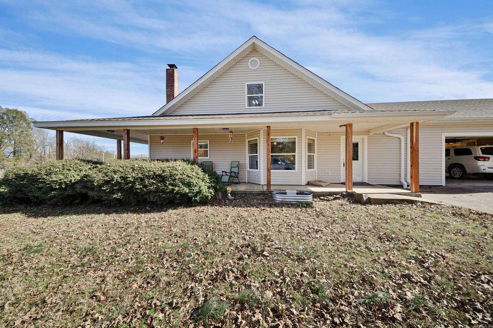 15.3 Acres of Recreational Land with Home for Sale in Vilonia, Arkansas