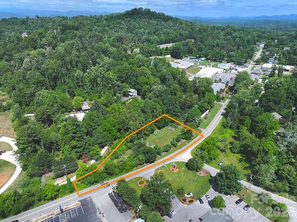 0.95 Acres of Commercial Land for Sale in Asheville, North Carolina
