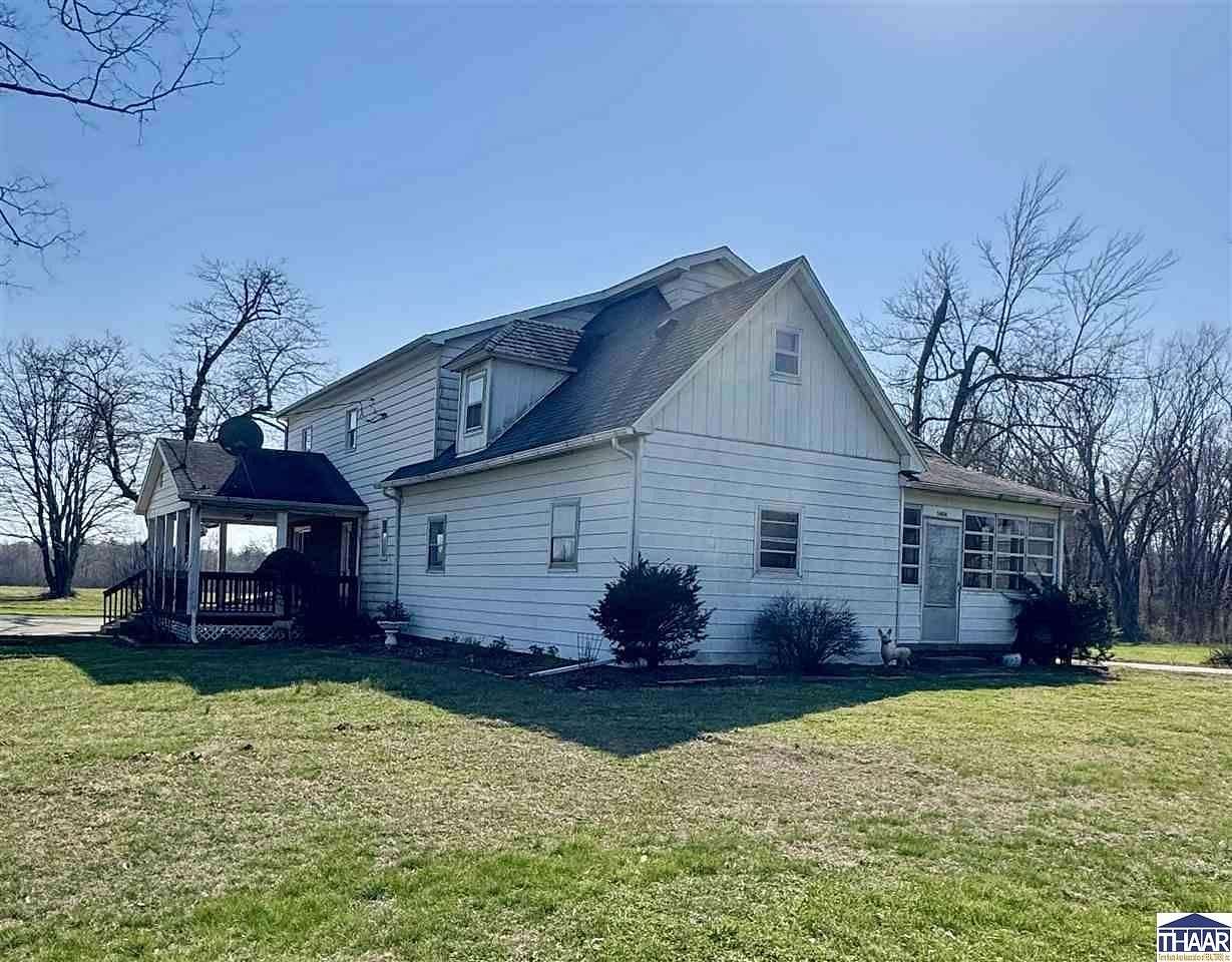16.5 Acres of Land with Home for Sale in Sullivan, Indiana