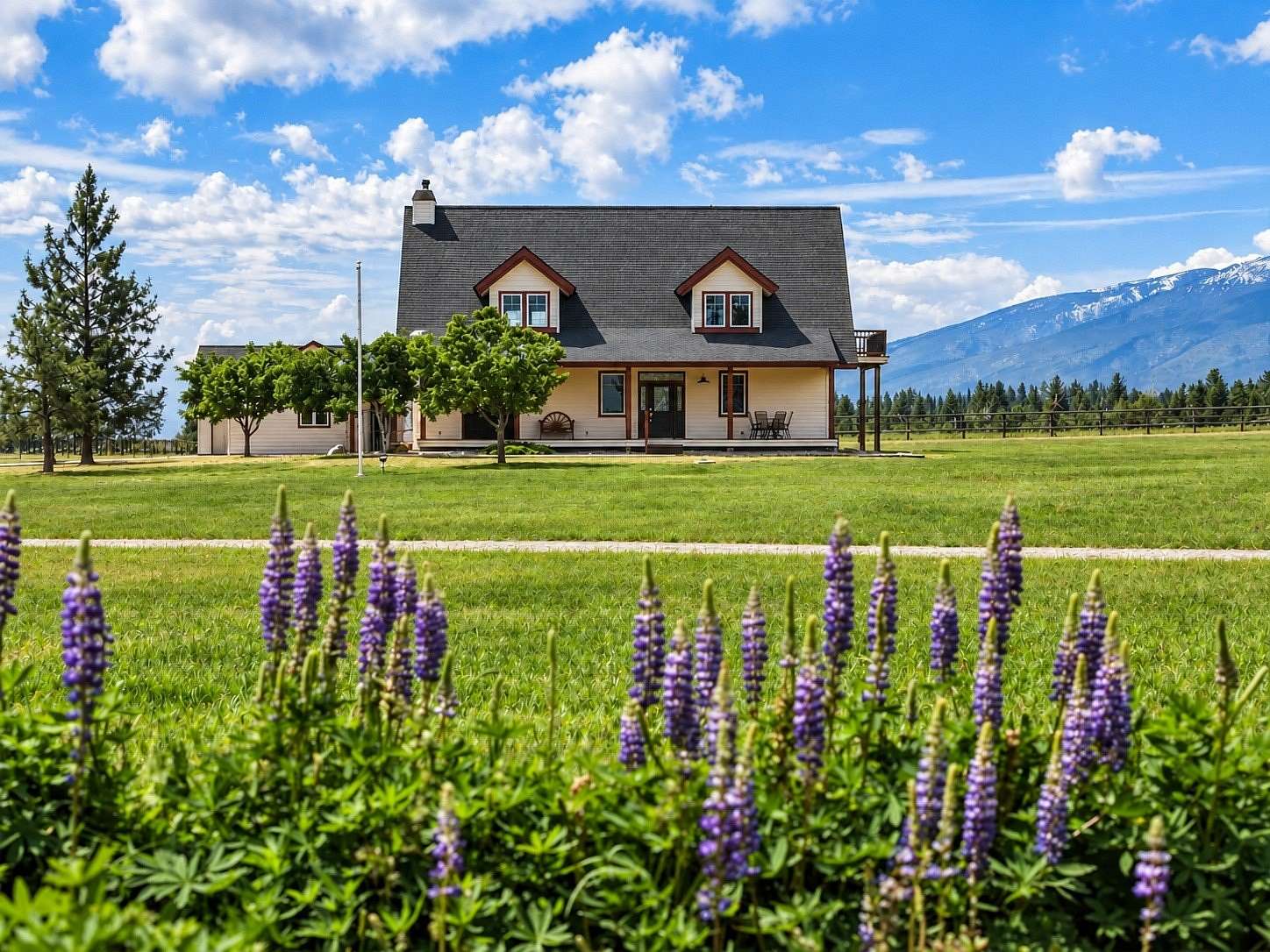 4.25 Acres of Land with Home for Sale in Victor, Montana
