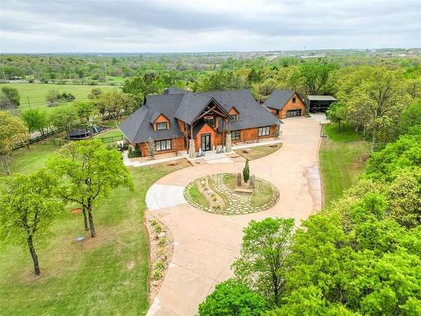 2.52 Acres of Land with Home for Sale in Edmond, Oklahoma