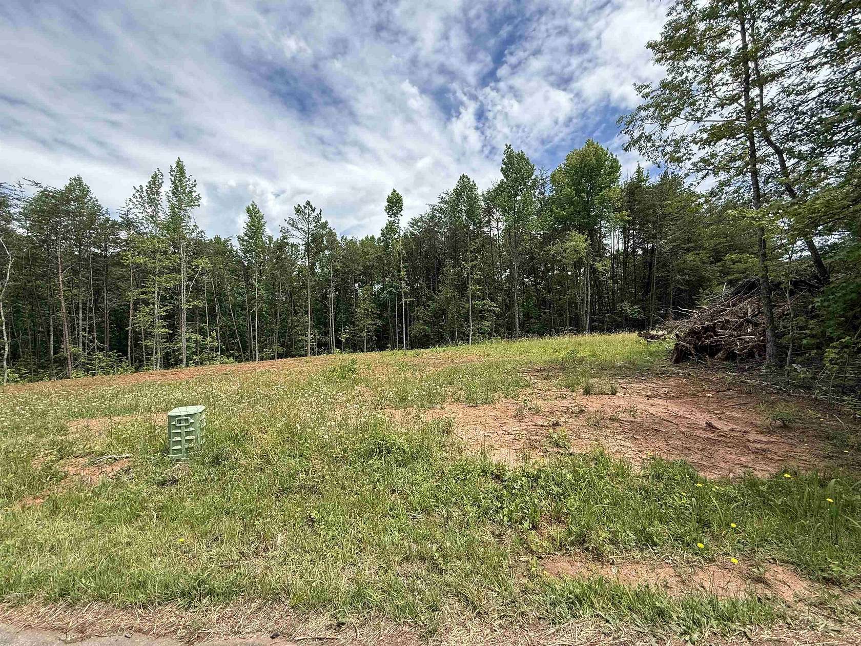 5 Acres of Residential Land for Sale in Campobello, South Carolina