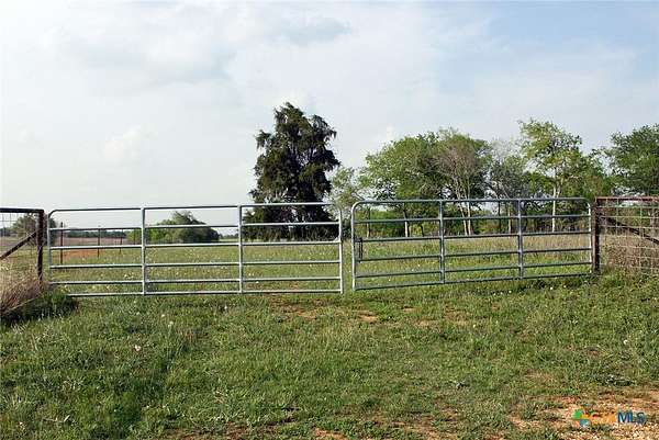 123 Acres of Land for Sale in Lockhart, Texas