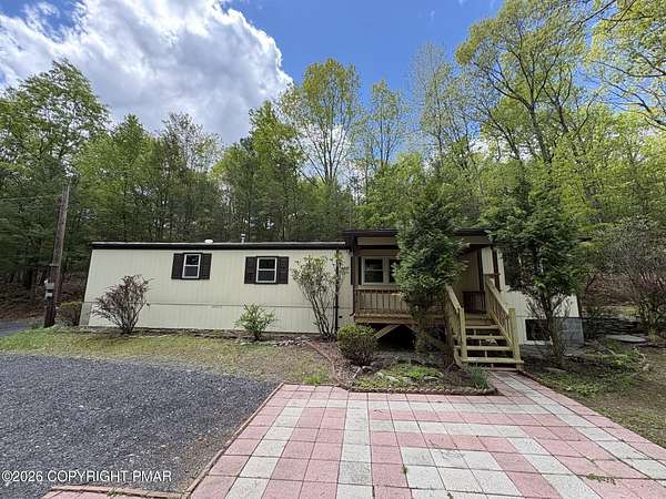 1.67 Acres of Land with Home for Sale in Saylorsburg, Pennsylvania