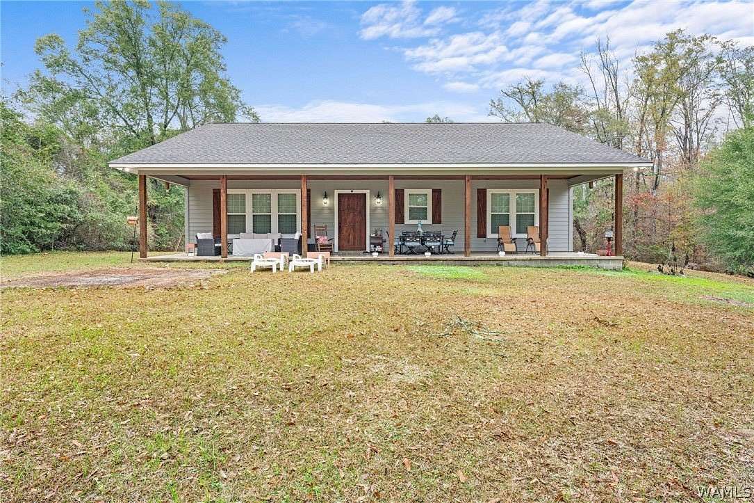 10.3 Acres of Land with Home for Sale in Boligee, Alabama