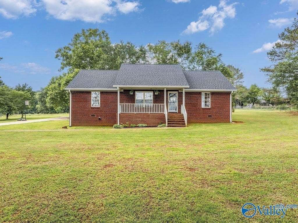 1.9 Acres of Land with Home for Sale in New Market, Alabama