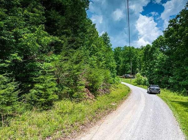 6.54 Acres of Recreational Land for Sale in Crawford, Tennessee