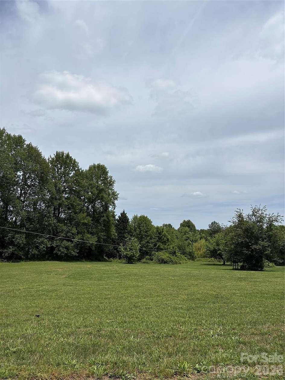 0.89 Acres of Residential Land for Sale in Lenoir, North Carolina