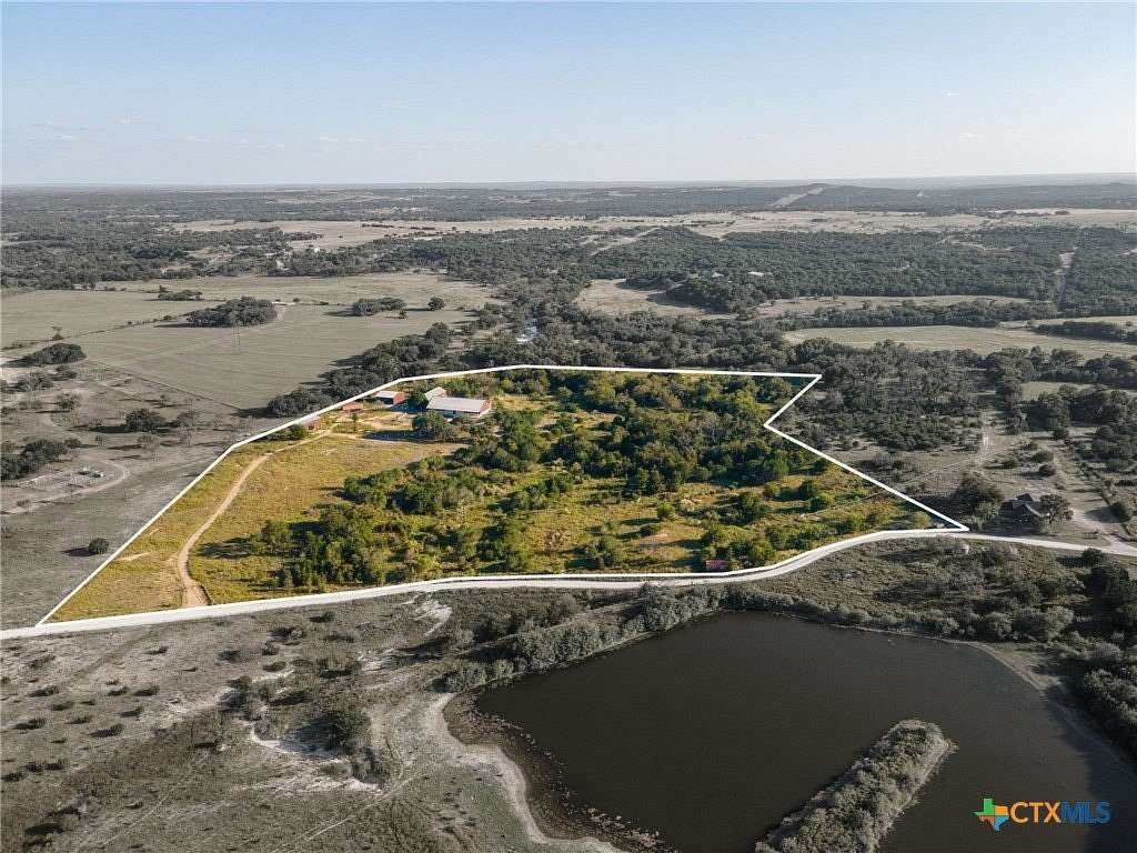 19.3 Acres of Improved Land for Sale in Lampasas, Texas