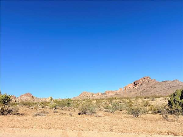 2.2 Acres of Residential Land for Sale in Golden Valley, Arizona