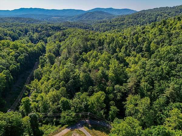 2.5 Acres of Residential Land for Sale in Roanoke, Virginia