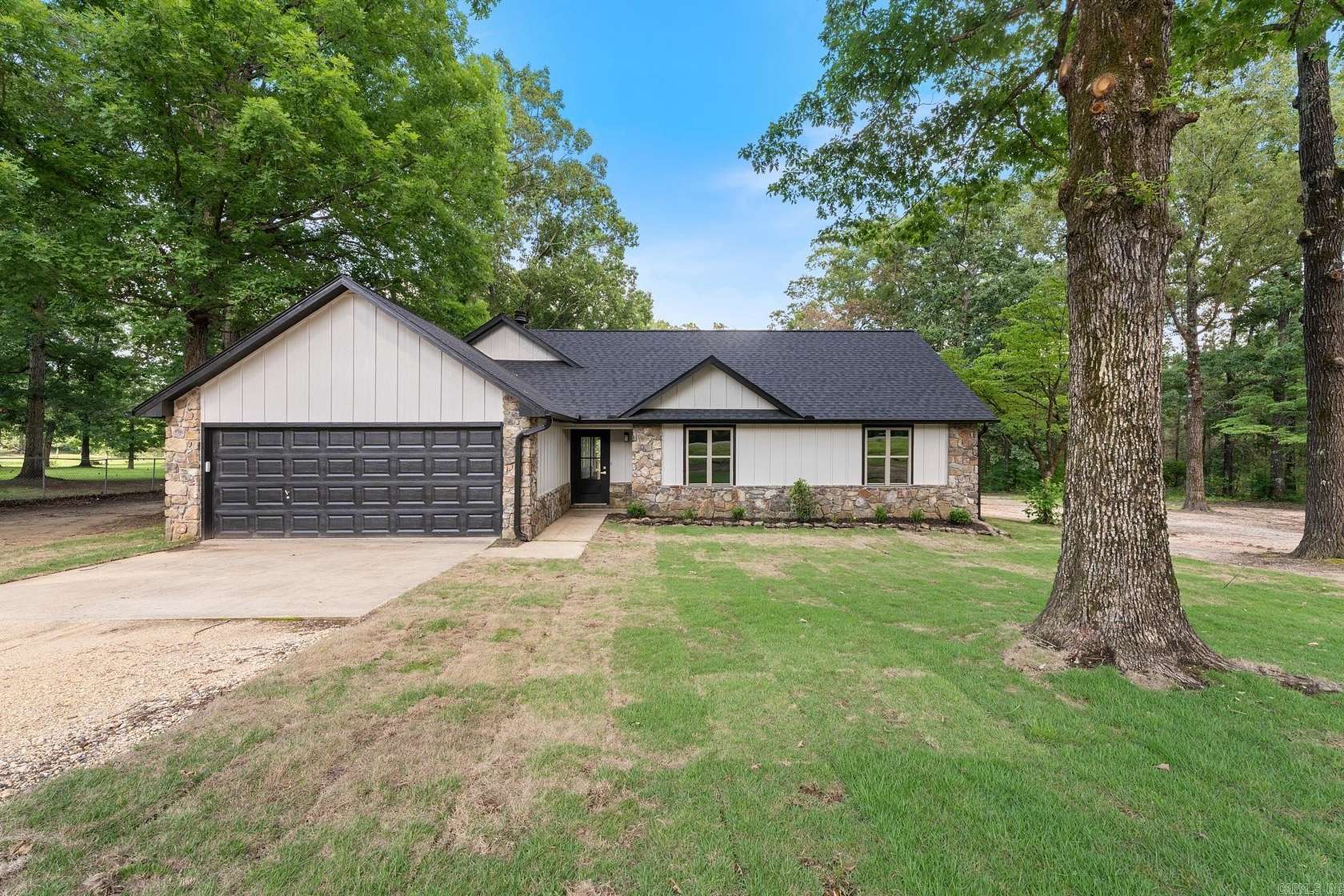 2 Acres of Land with Home for Sale in Sheridan, Arkansas
