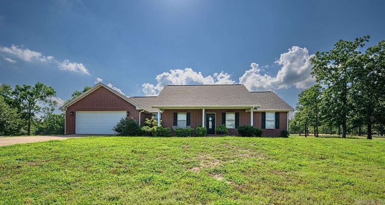 20 Acres of Land with Home for Sale in Mena, Arkansas
