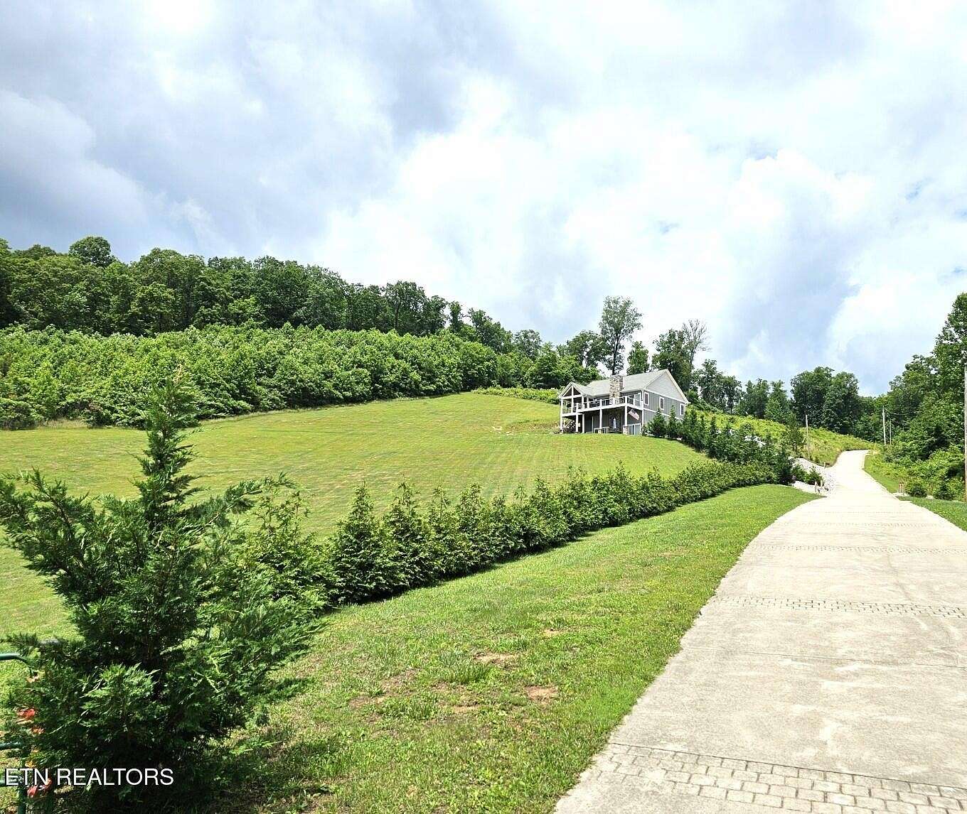 6.68 Acres of Land with Home for Sale in Sharps Chapel, Tennessee