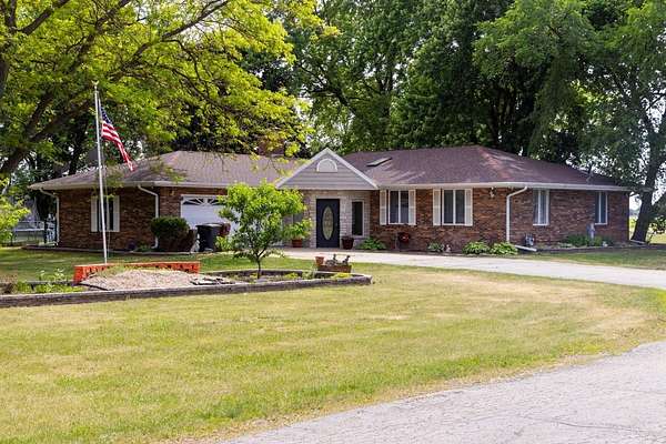 5 Acres of Land with Home for Sale in Belvidere, Illinois