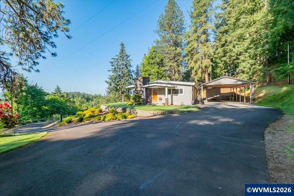3.65 Acres of Land with Home for Sale in Brownsville, Oregon