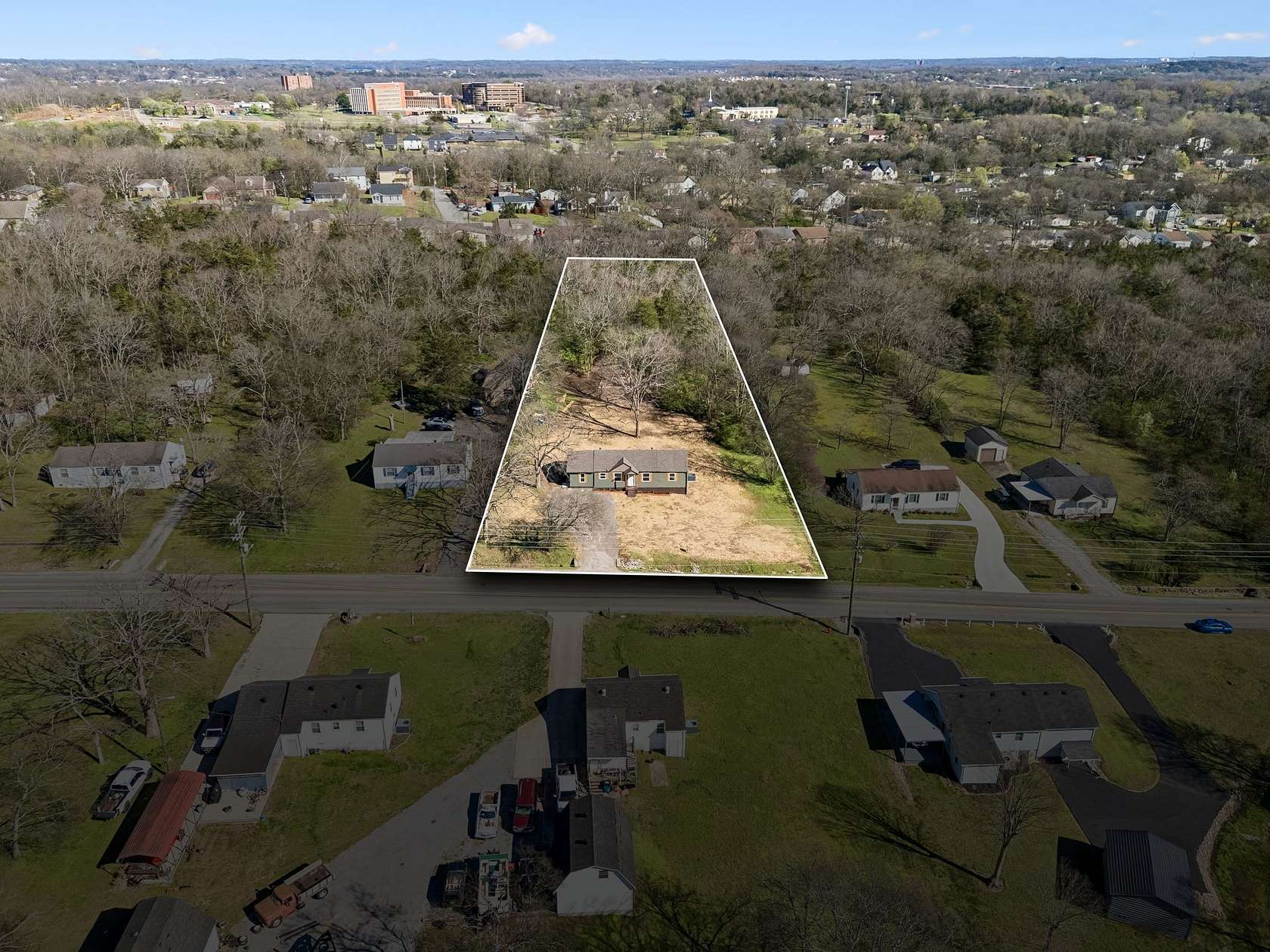 1.5 Acres of Land with Home for Sale in Madison, Tennessee