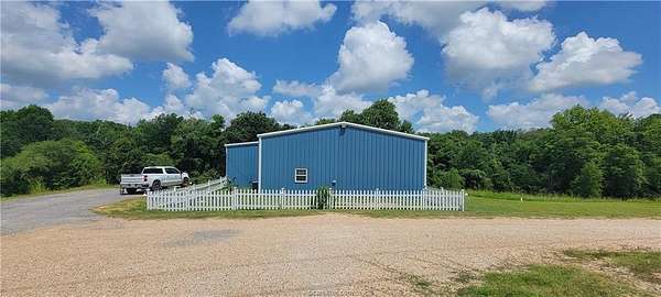 5.17 Acres of Land with Home for Sale in Franklin, Texas