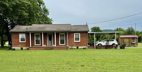 1.52 Acres of Land with Home for Sale in Bell Buckle, Tennessee