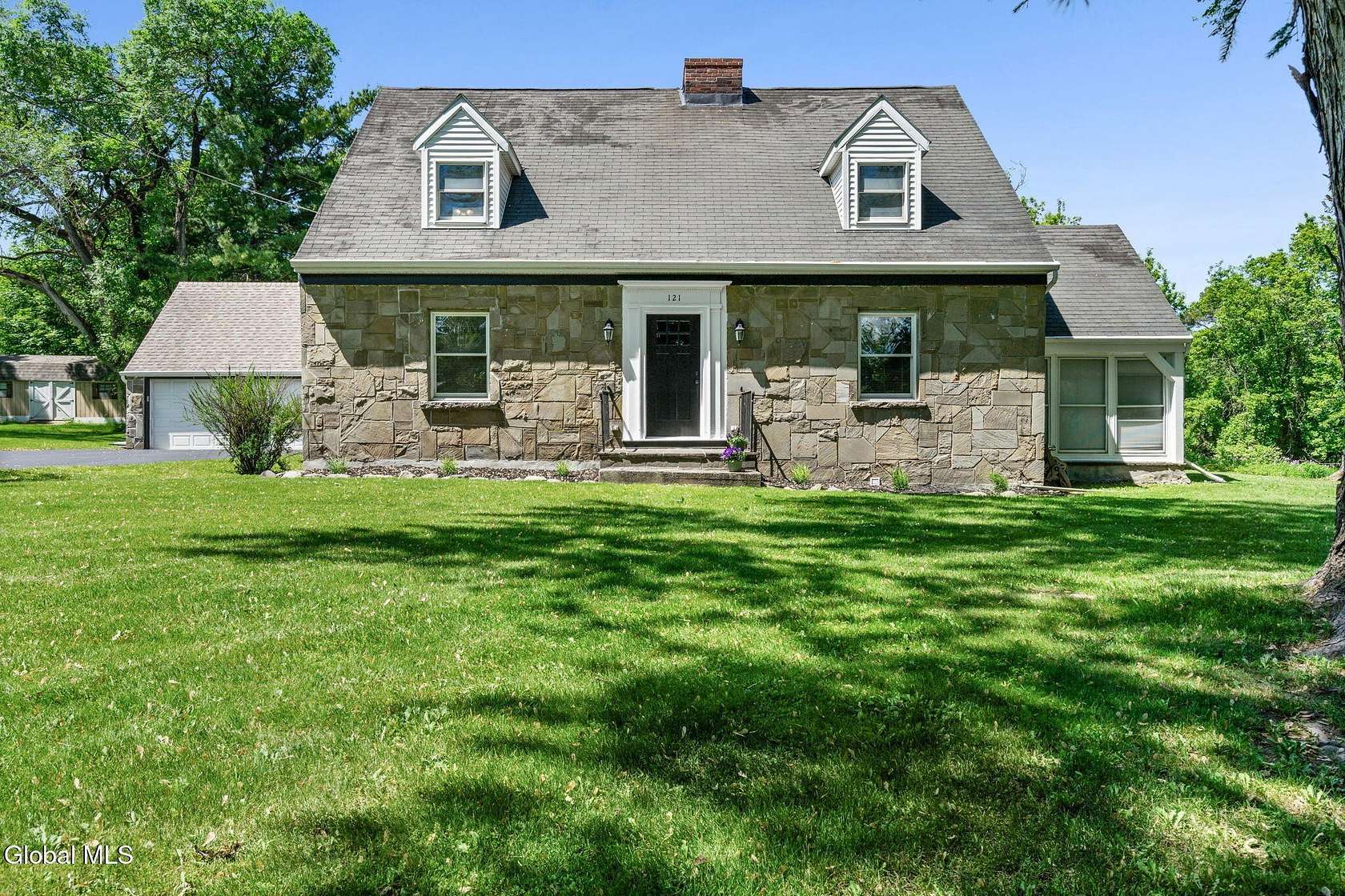 1.5 Acres of Land with Home for Sale in Amsterdam, New York