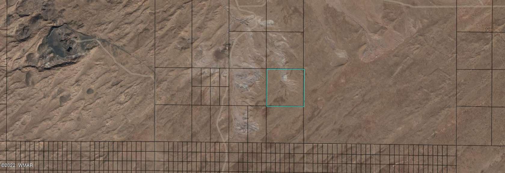 40 Acres of Recreational & Residential Land for Sale in Sun Valley, Arizona