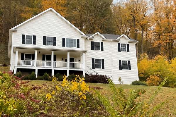 3 Acres of Land with Home for Lease in Ridgefield, Connecticut