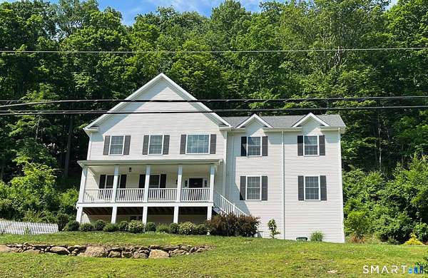 3 Acres of Land with Home for Lease in Ridgefield, Connecticut