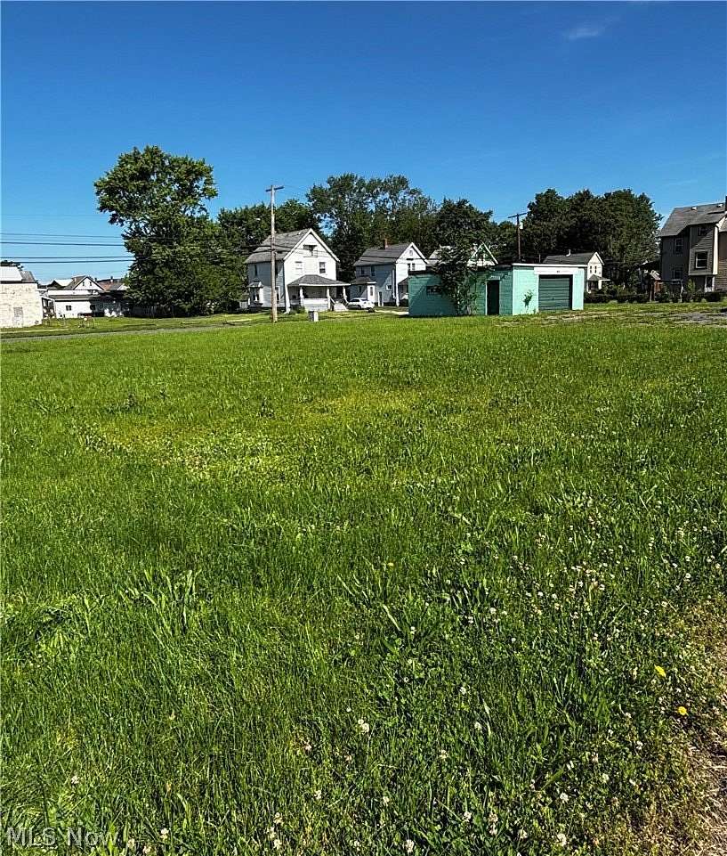 0.5 Acres of Mixed-Use Land for Sale in Niles, Ohio