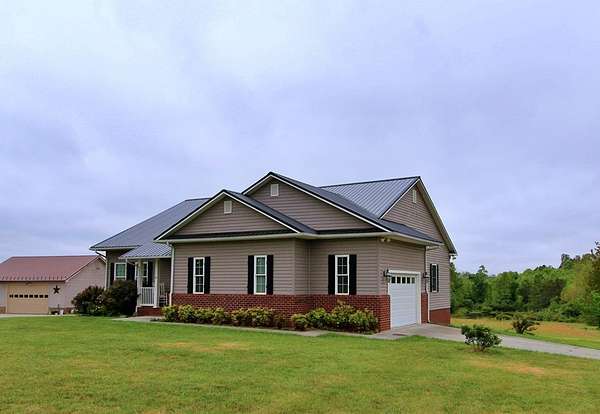 3 Acres of Land with Home for Sale in Pamplin City, Virginia