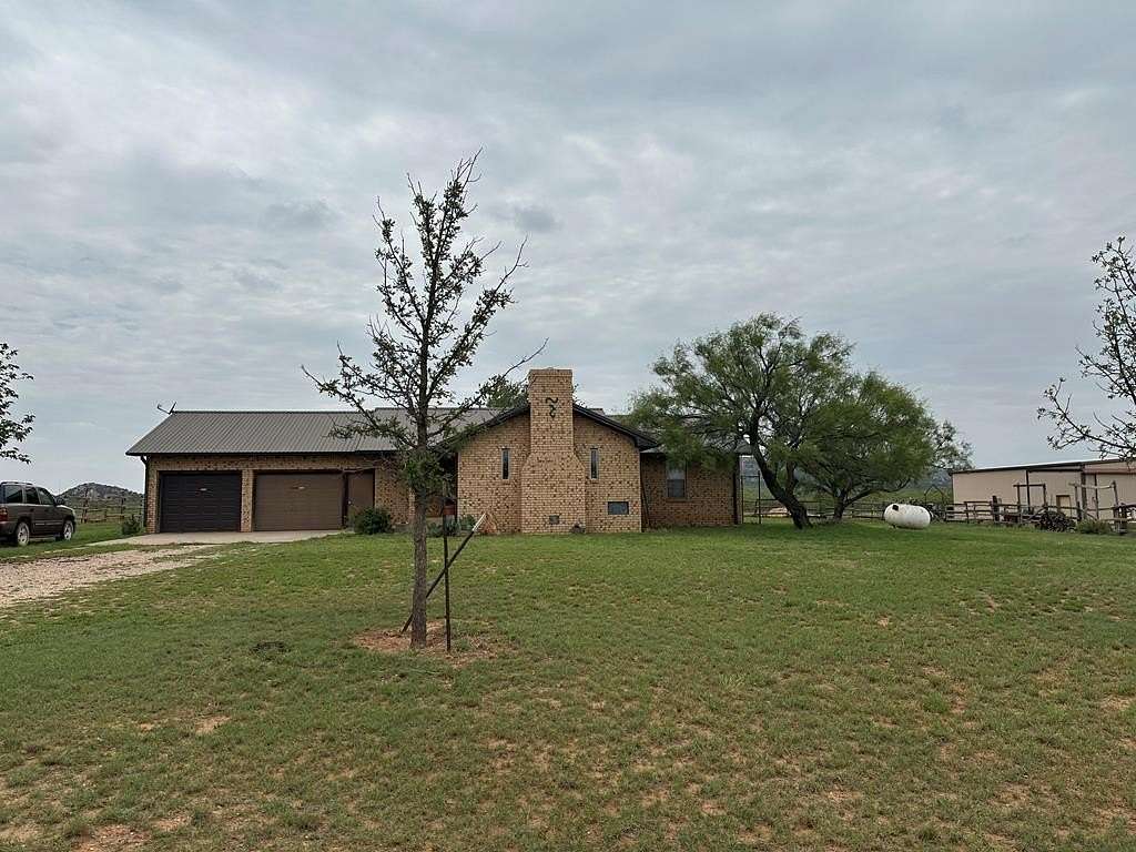 35 Acres of Agricultural Land with Home for Sale in Gail, Texas