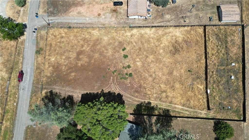 0.95 Acres of Residential Land for Sale in Clearlake Oaks, California