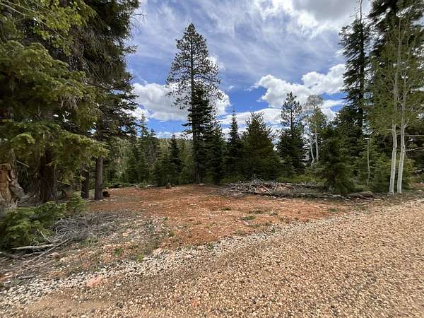 0.5 Acres of Residential Land for Sale in Duck Creek Village, Utah
