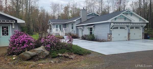 1.56 Acres of Land with Home for Sale in Iron Mountain, Michigan