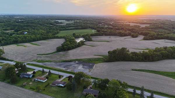 93 Acres of Land for Sale in Milan, Illinois