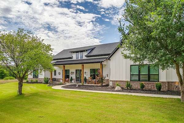 2.17 Acres of Land with Home for Sale in Weatherford, Texas